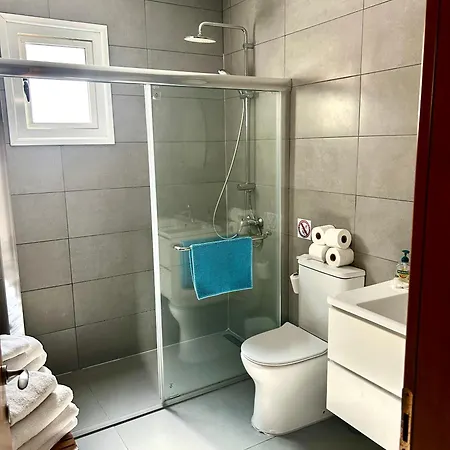 Apartman Nissi Sandy Bay C09